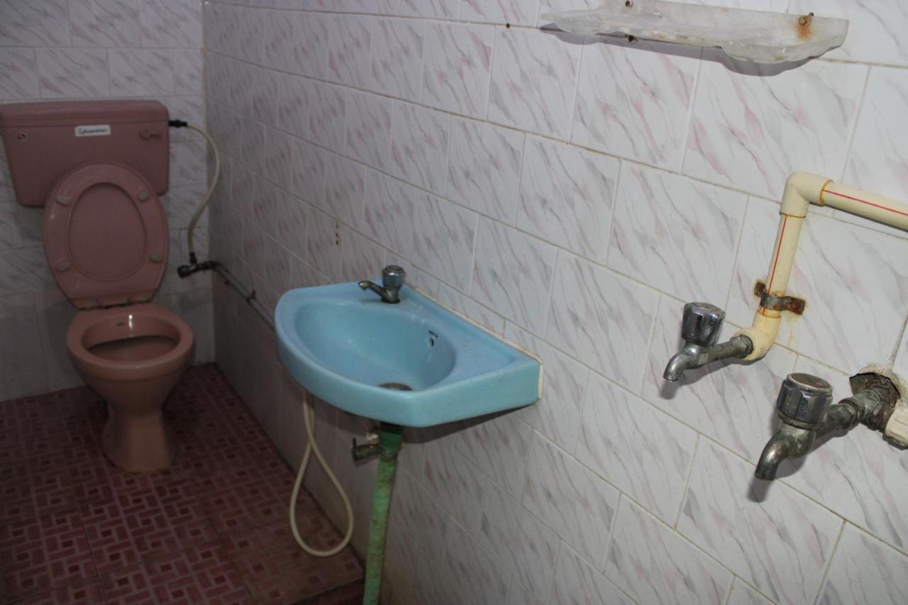 Balaji Guest House 蓬蒂切里 外观 照片