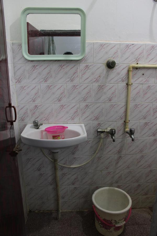Balaji Guest House 蓬蒂切里 外观 照片