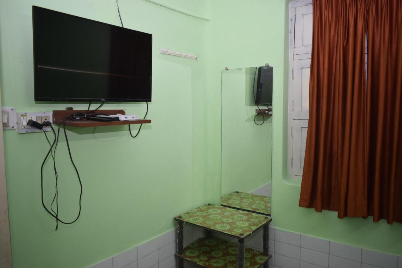 Balaji Guest House 蓬蒂切里 外观 照片