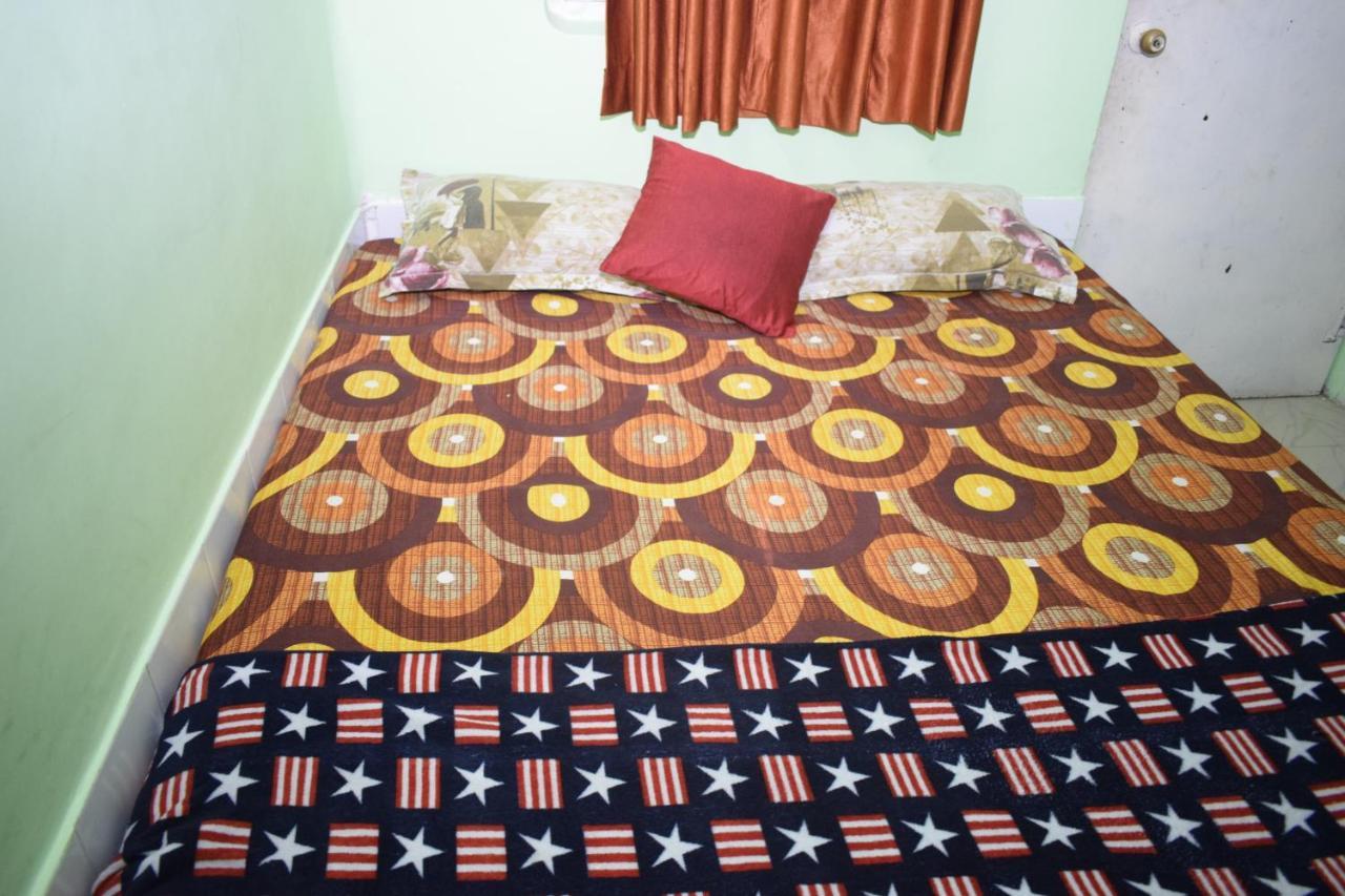 Balaji Guest House 蓬蒂切里 外观 照片