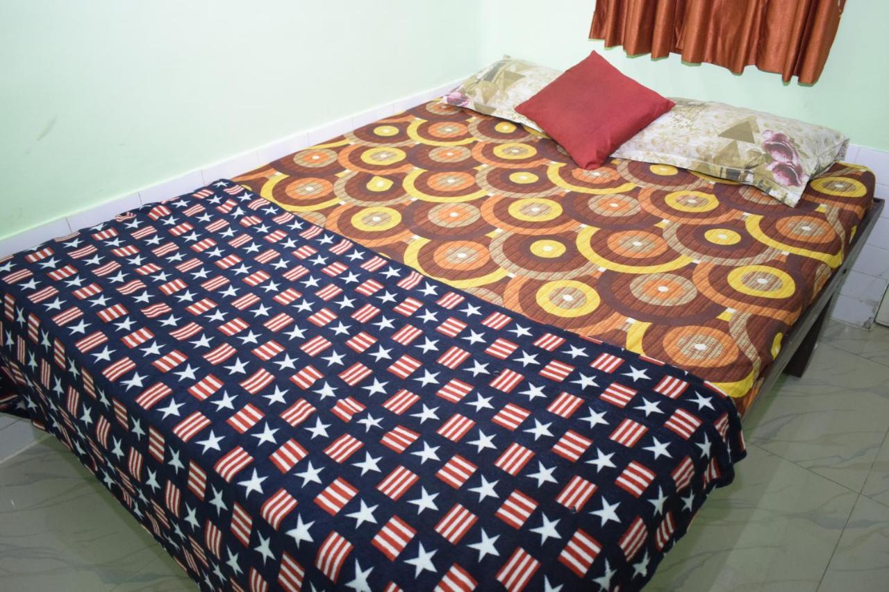 Balaji Guest House 蓬蒂切里 外观 照片
