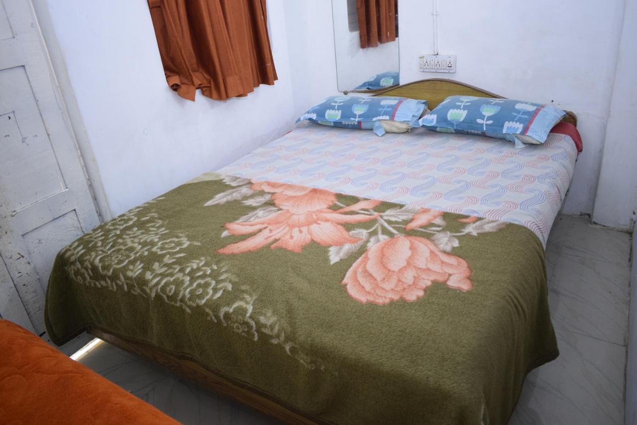Balaji Guest House 蓬蒂切里 外观 照片